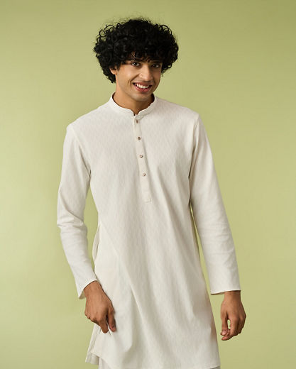 Diwas Men Cream Knit Kurta Pajama