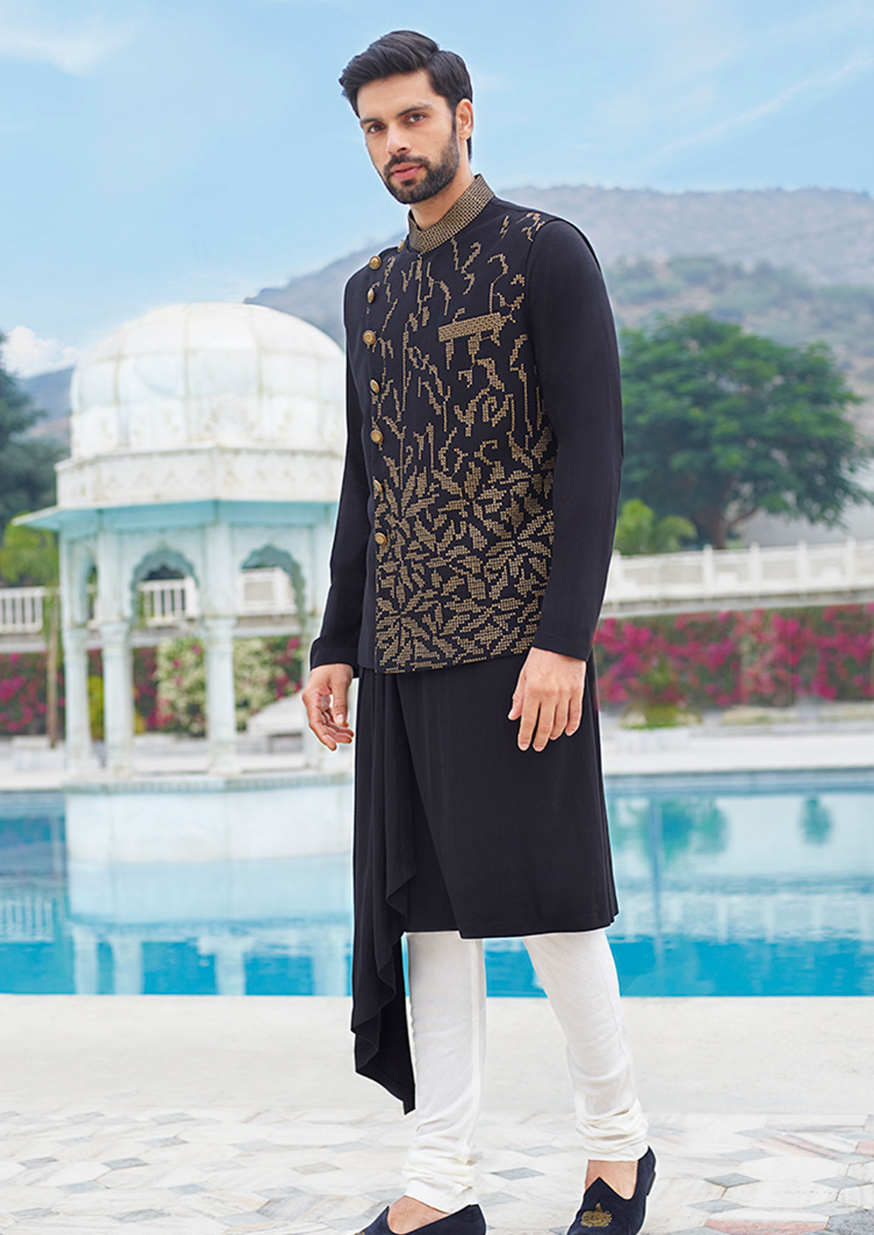 alt message - Twamev Men Decadent Black Kurta Jacket Set image number 0