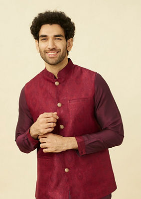 alt message - Twamev Men Maroon Mandarin Kurta Jacket Set image number 0