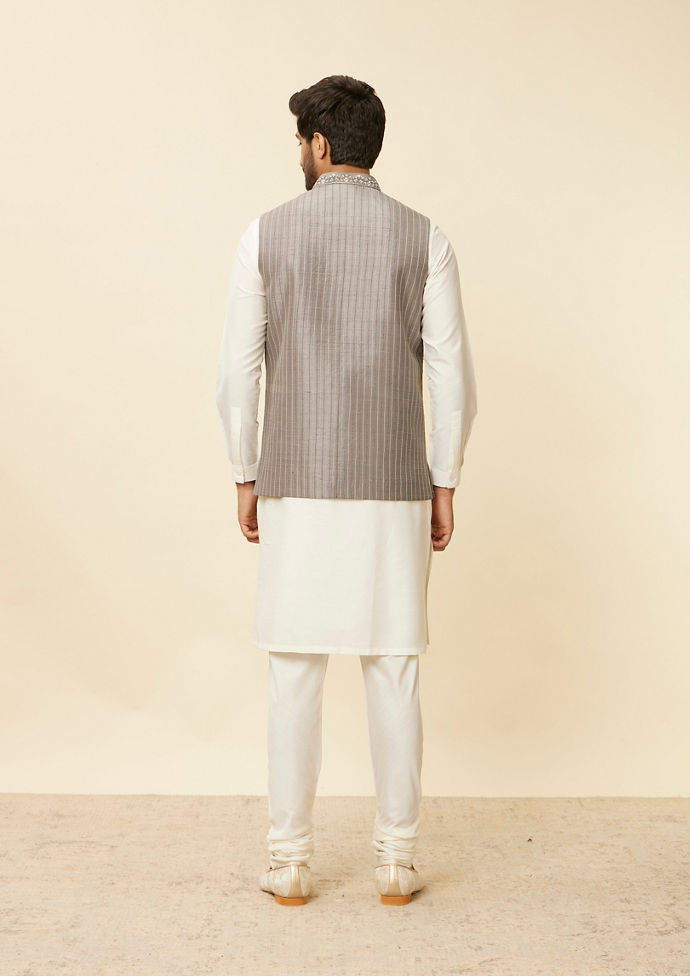 Twamev Men Dark Grey Warm White Jacket Set