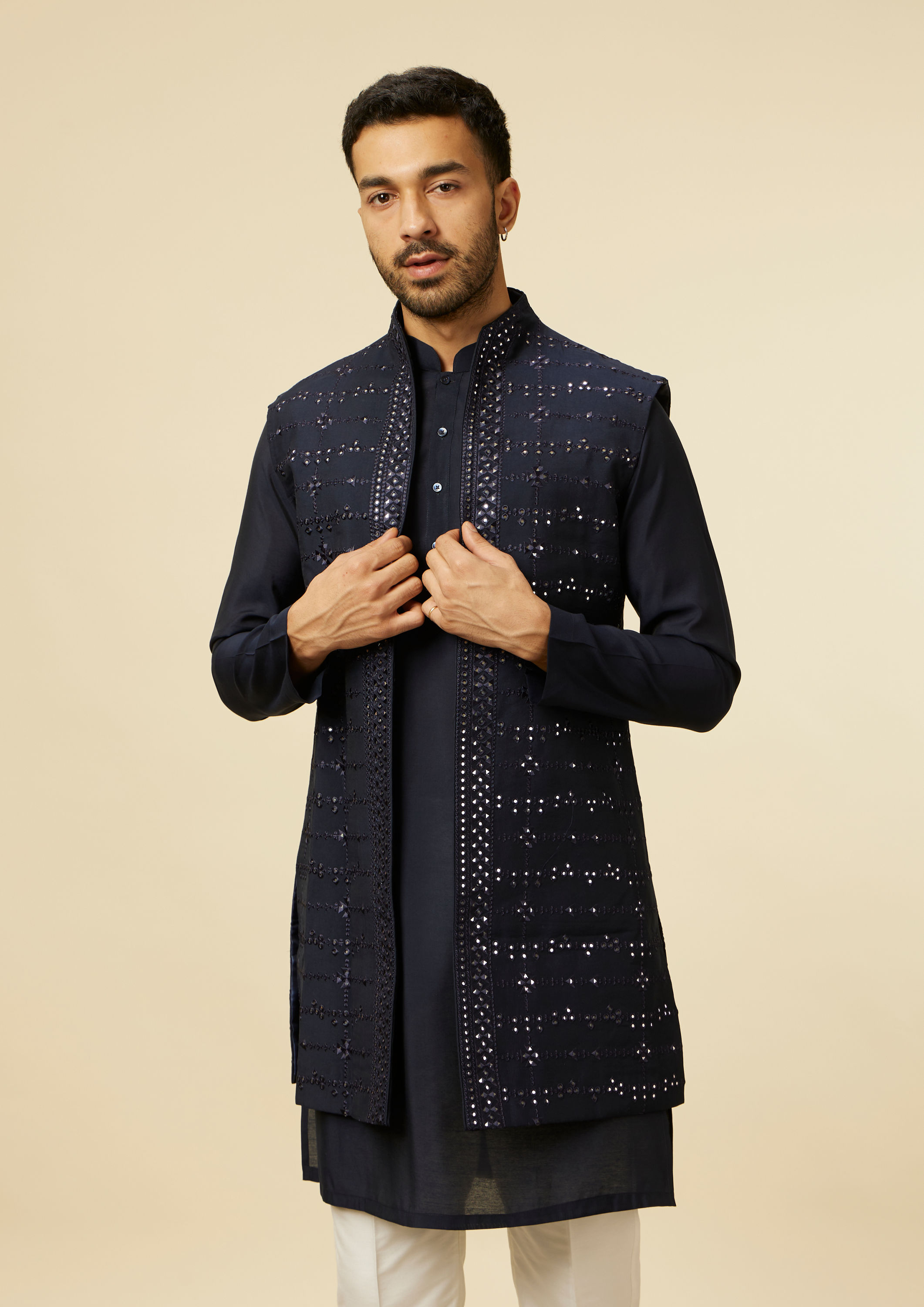 Twamev Men Dark Blue Self Mirror Patterned Kurta Jacket Set