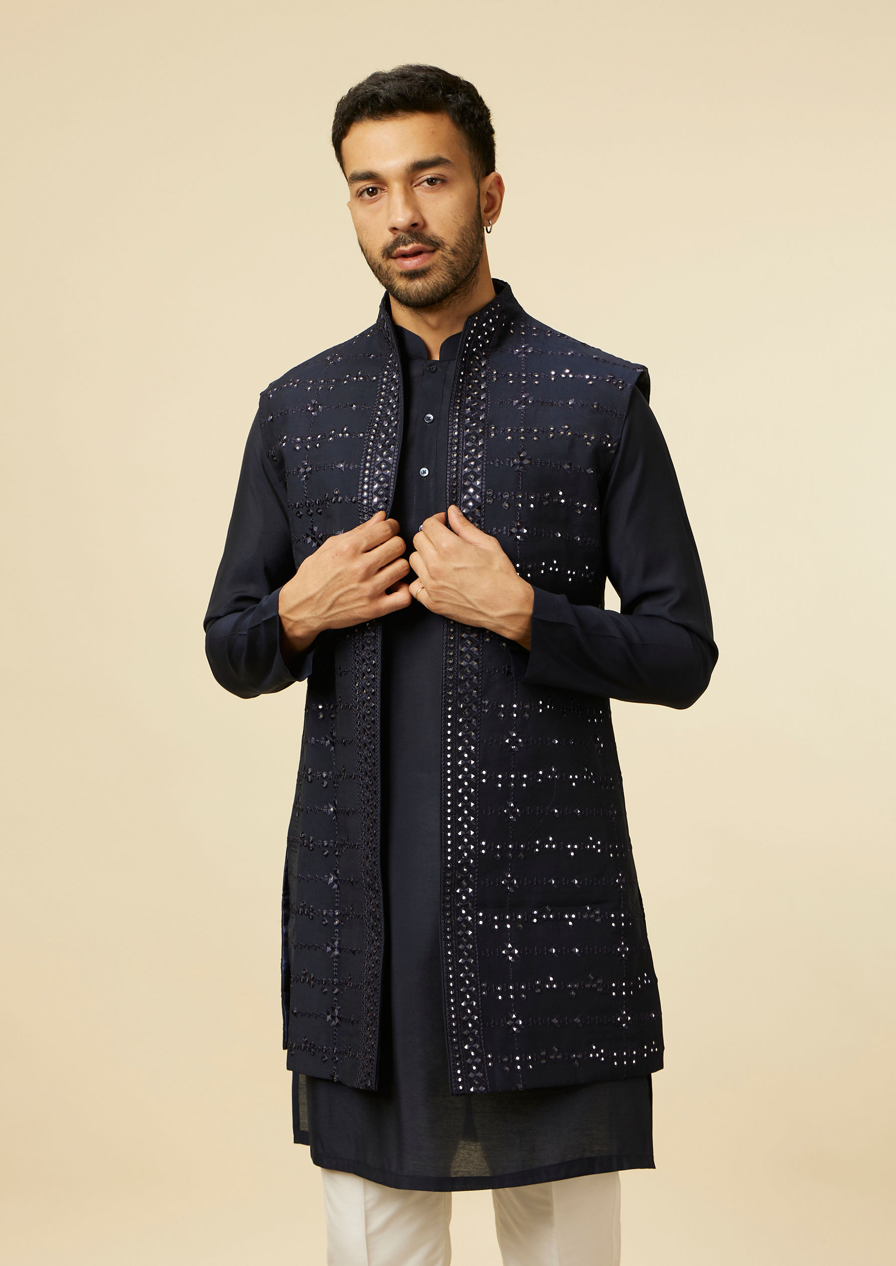 alt message - Twamev Men Dark Blue Self Mirror Patterned Kurta Jacket Set image number 0