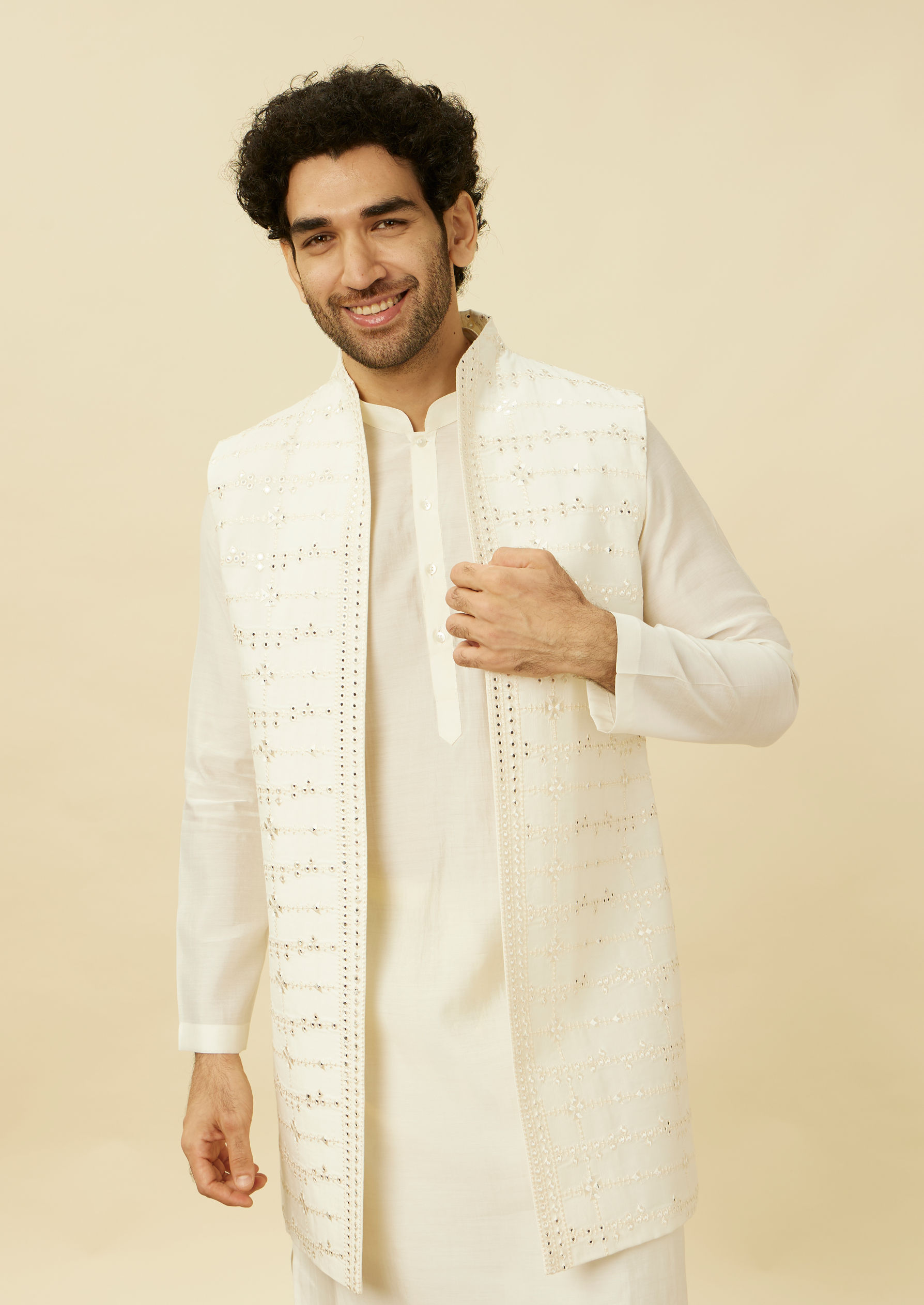 Twamev Men Dazzling White Kurta Jacket Set