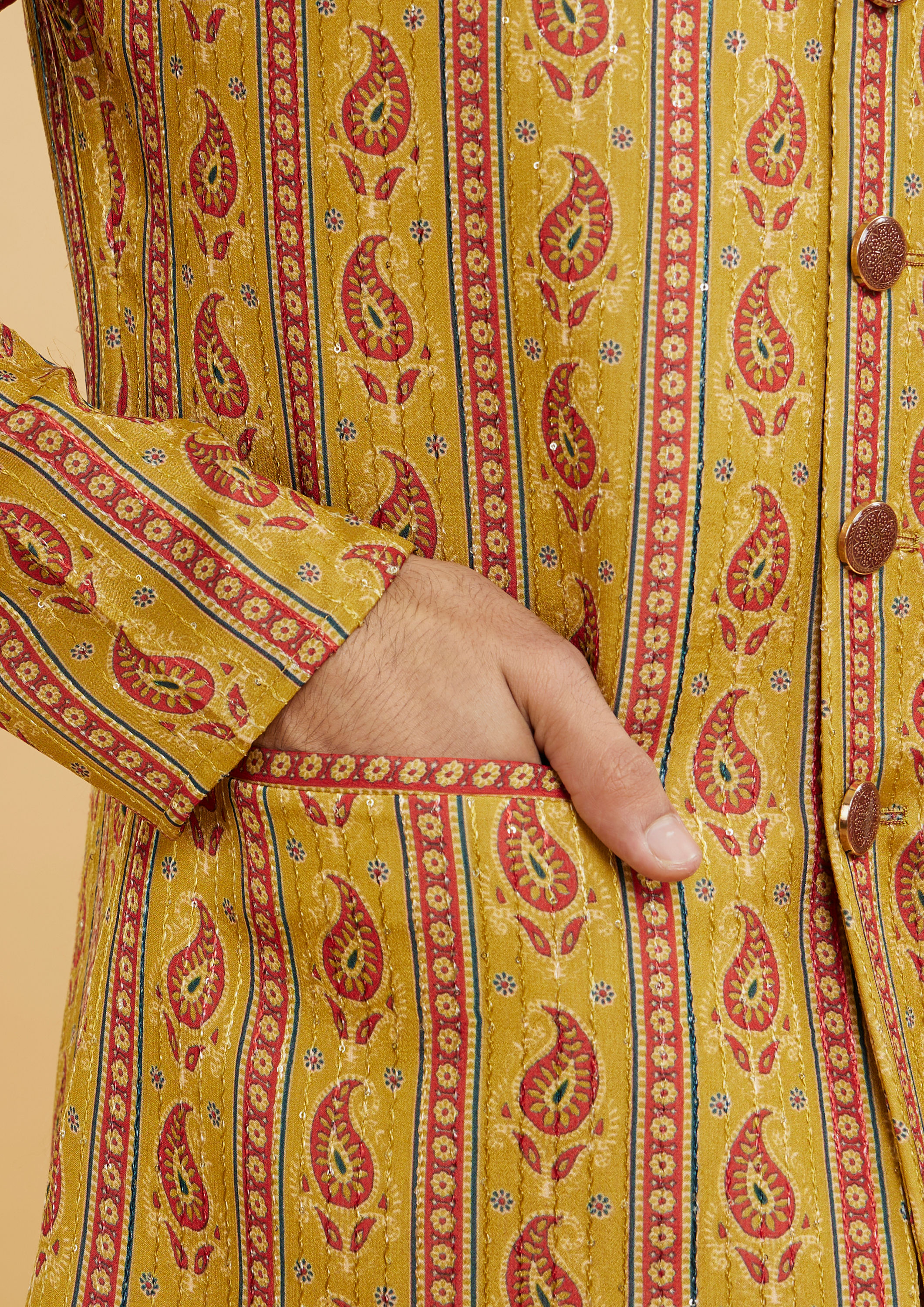 Twamev Men Mustard Yellow Paisley Patterned Kurta Jacket Set image number 3