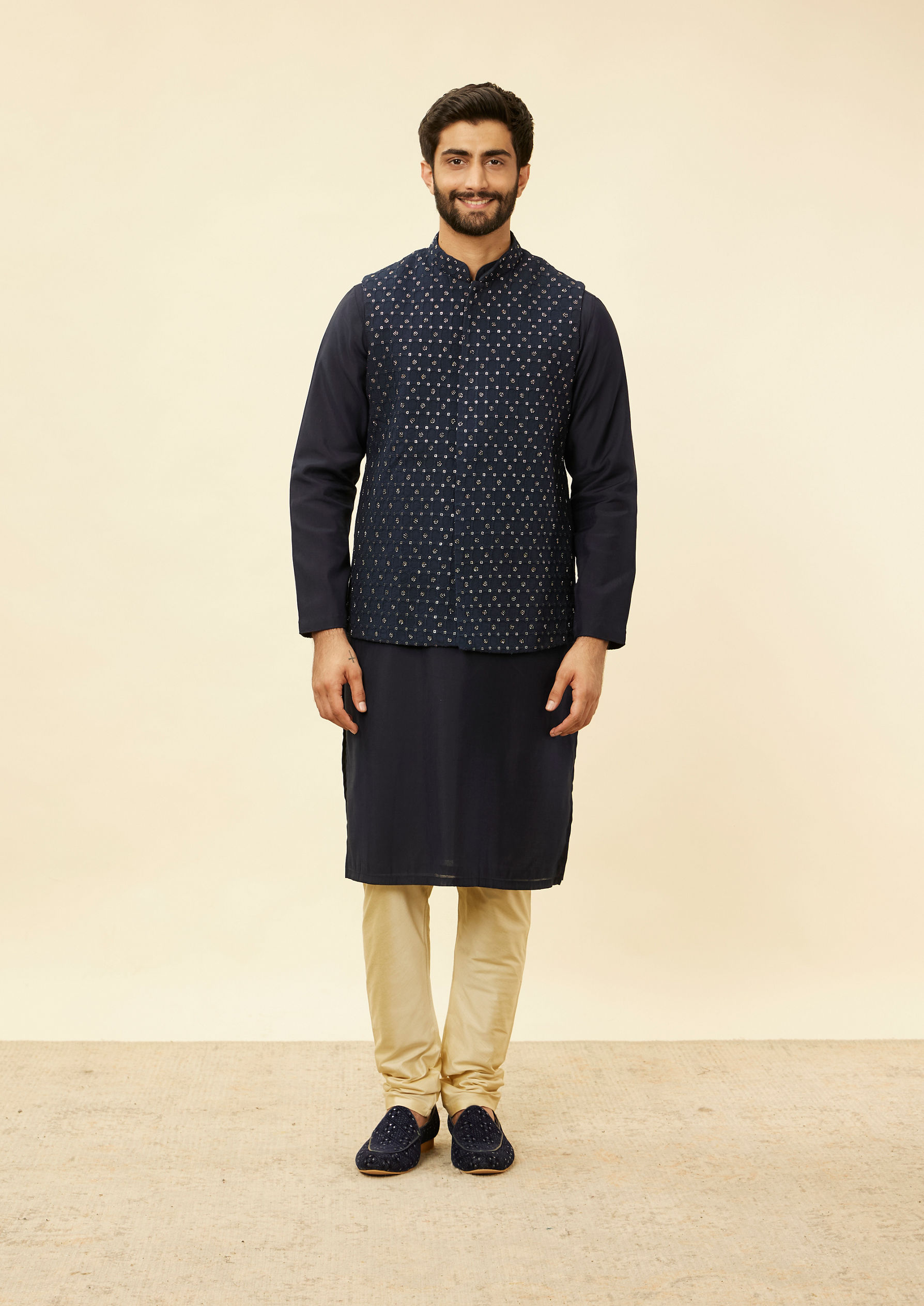 Twamev Men Dark Blue Elegance Kurta Jacket Set image number 2