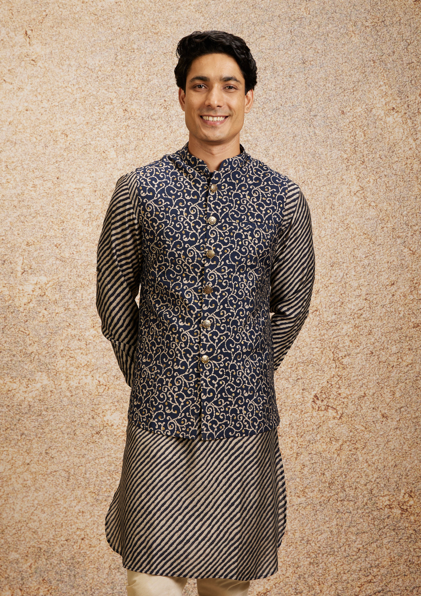 Twamev Men Dark Blue Bel Buti Patterned Kurta Jacket Set