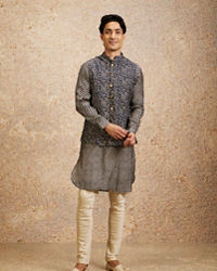Twamev Men Dark Blue Bel Buti Patterned Kurta Jacket Set