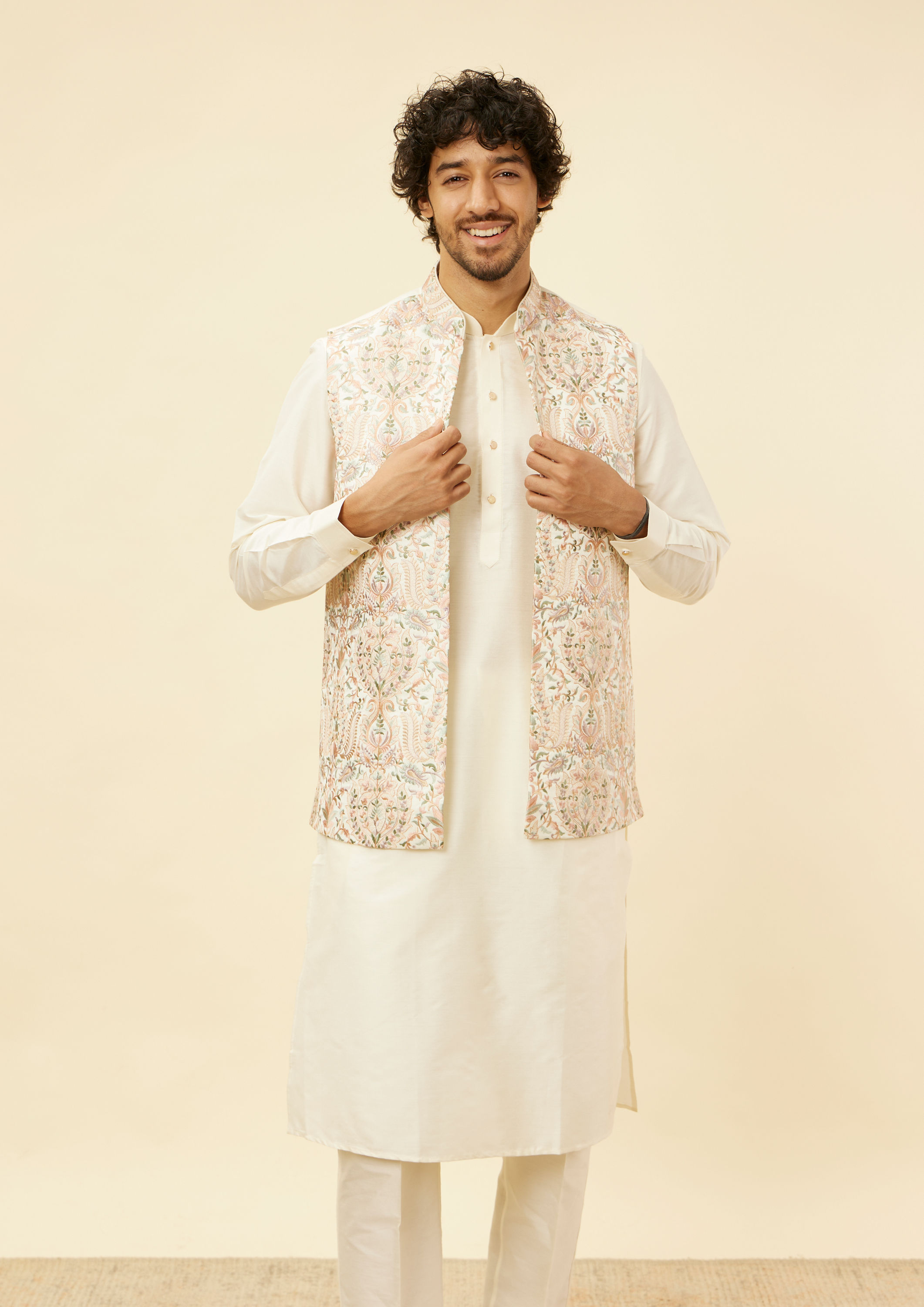 Twamev Men Cream Kaleidoscopic Patterned Kurta Jacket Set