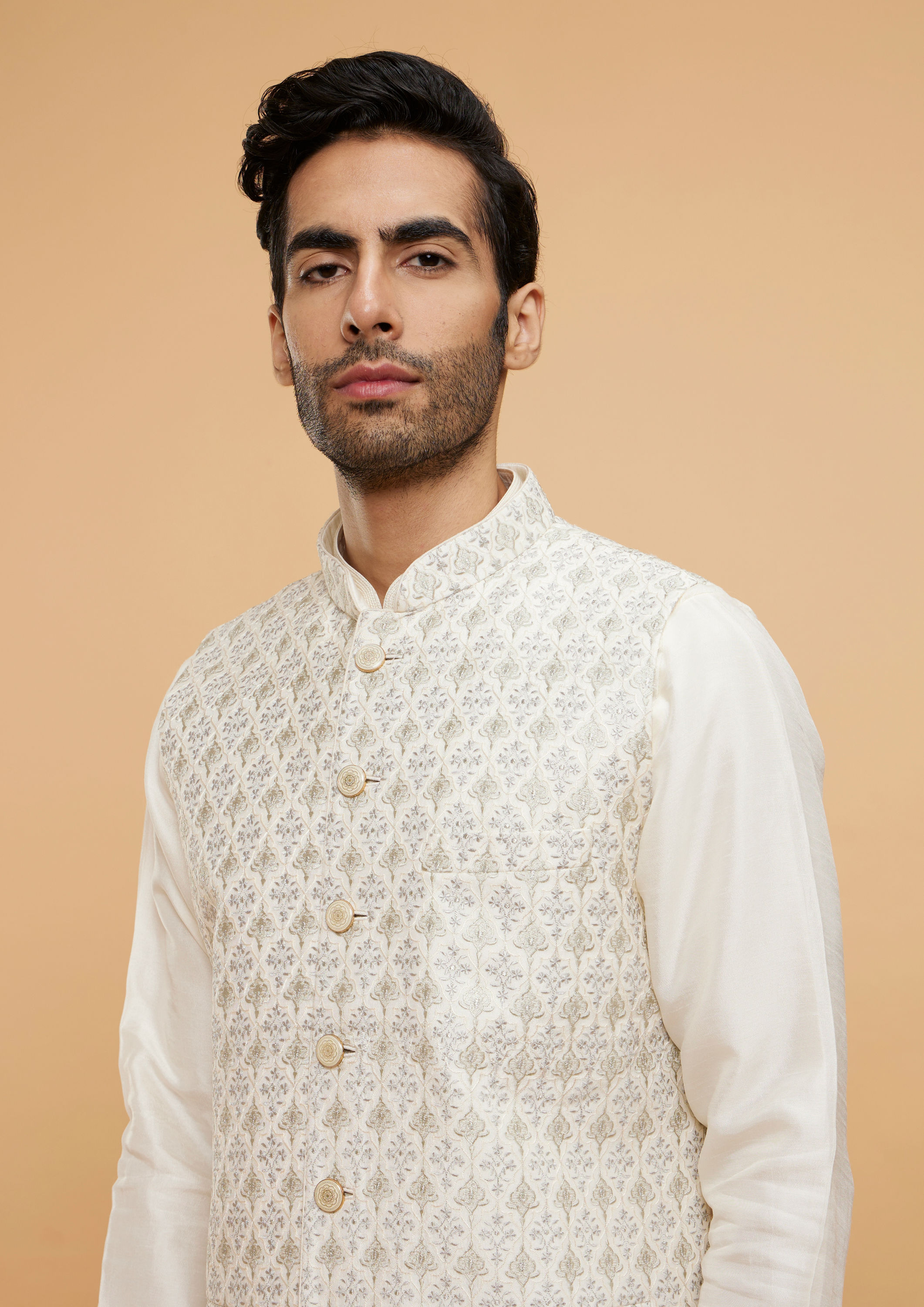 alt message - Twamev Men Twamev's Cream Extravaganza - Kurta Jacket Set image number 1