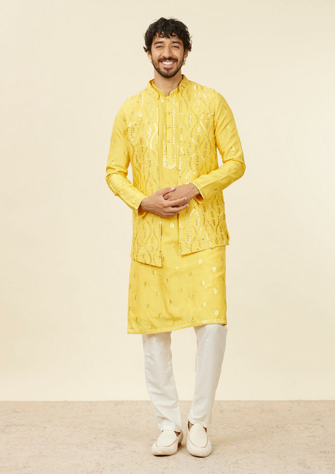 alt message - Twamev Men Mustard Yellow Medallion Patterned Kurta Jacket Set with Mirror Work image number 3