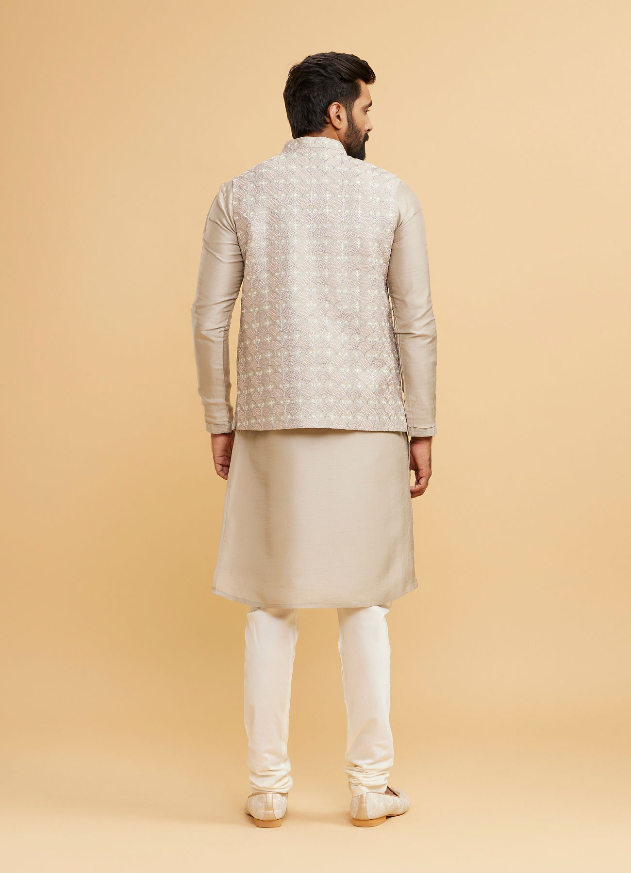 Twamev Men Scintillating Light Grey Kurta Jacket Set