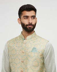Twamev Men Soft Green Medallion Jaal Patterned Jacket Set