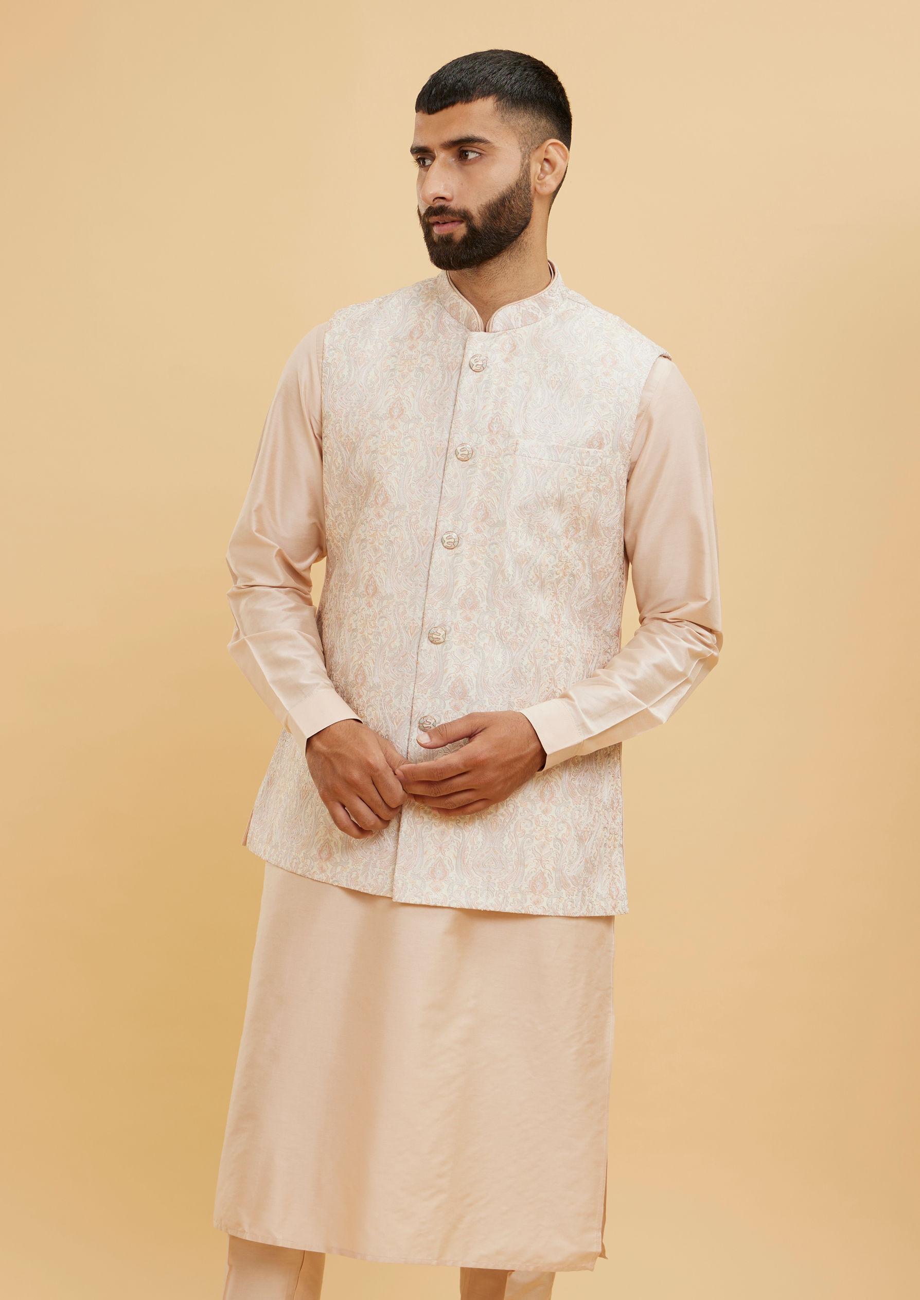 Twamev Men Pale Peach Ogee Patterned Jacket Set
