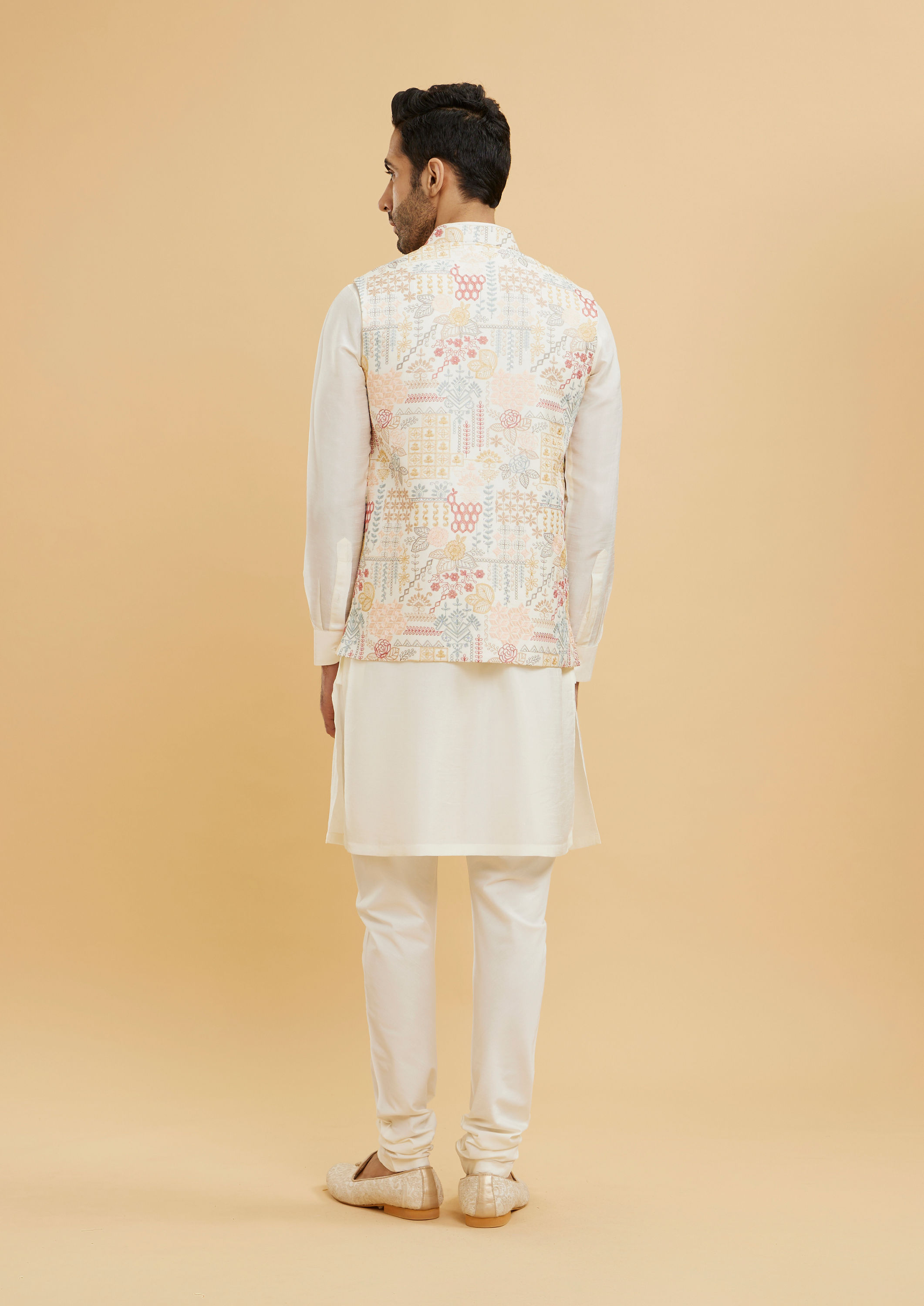 Twamev Men Cream White Jacket Set with a Medley of Geometrical and Floral Motifs image number 4