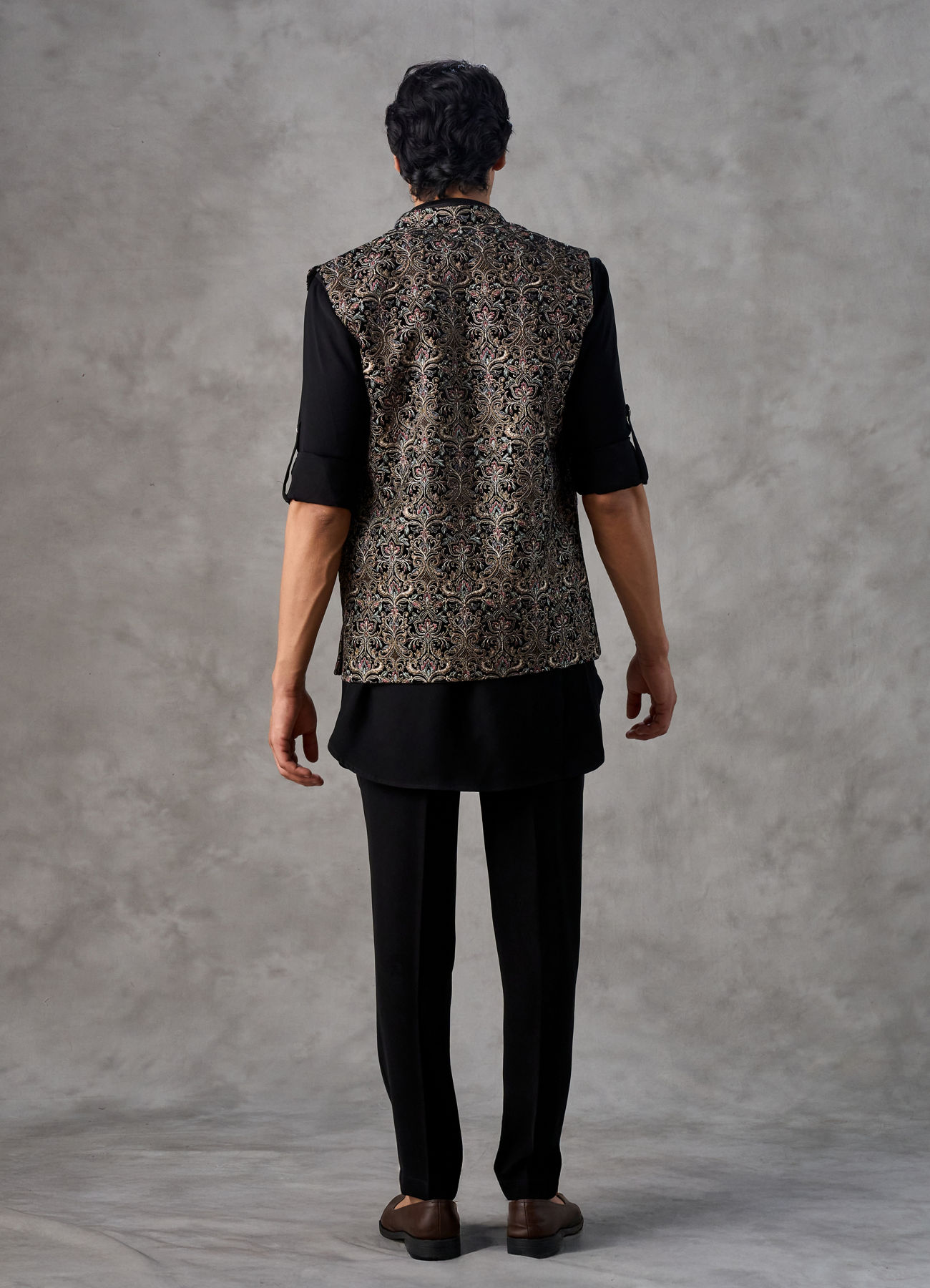Twamev Men Black Crepe Resham Jaal Embroidered Kurta Jacket Set