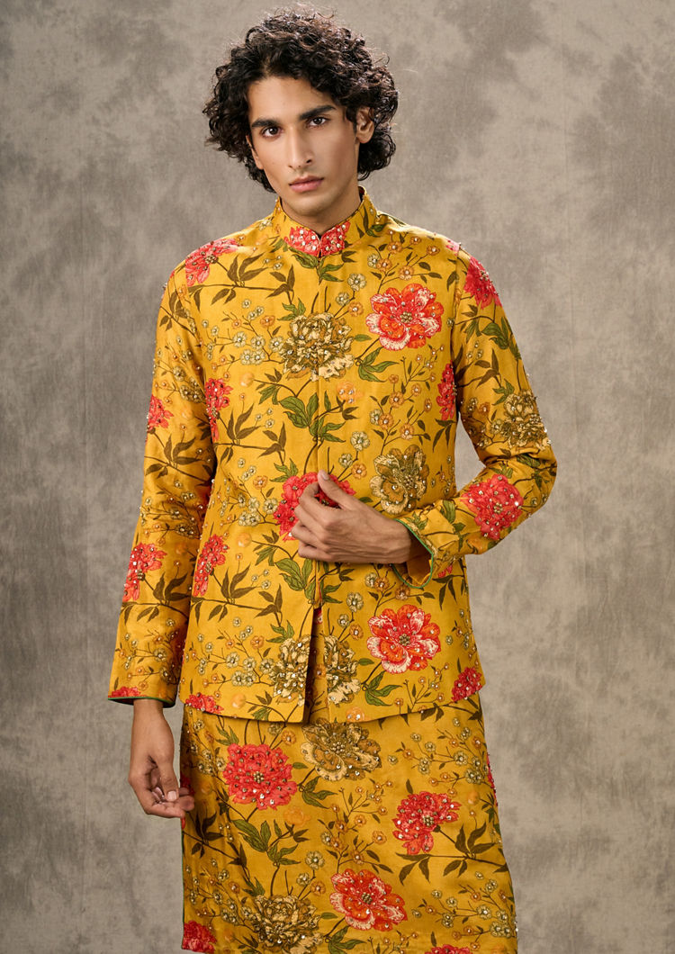 Twamev Men Sunshine Elegance Kurta Jacket Set