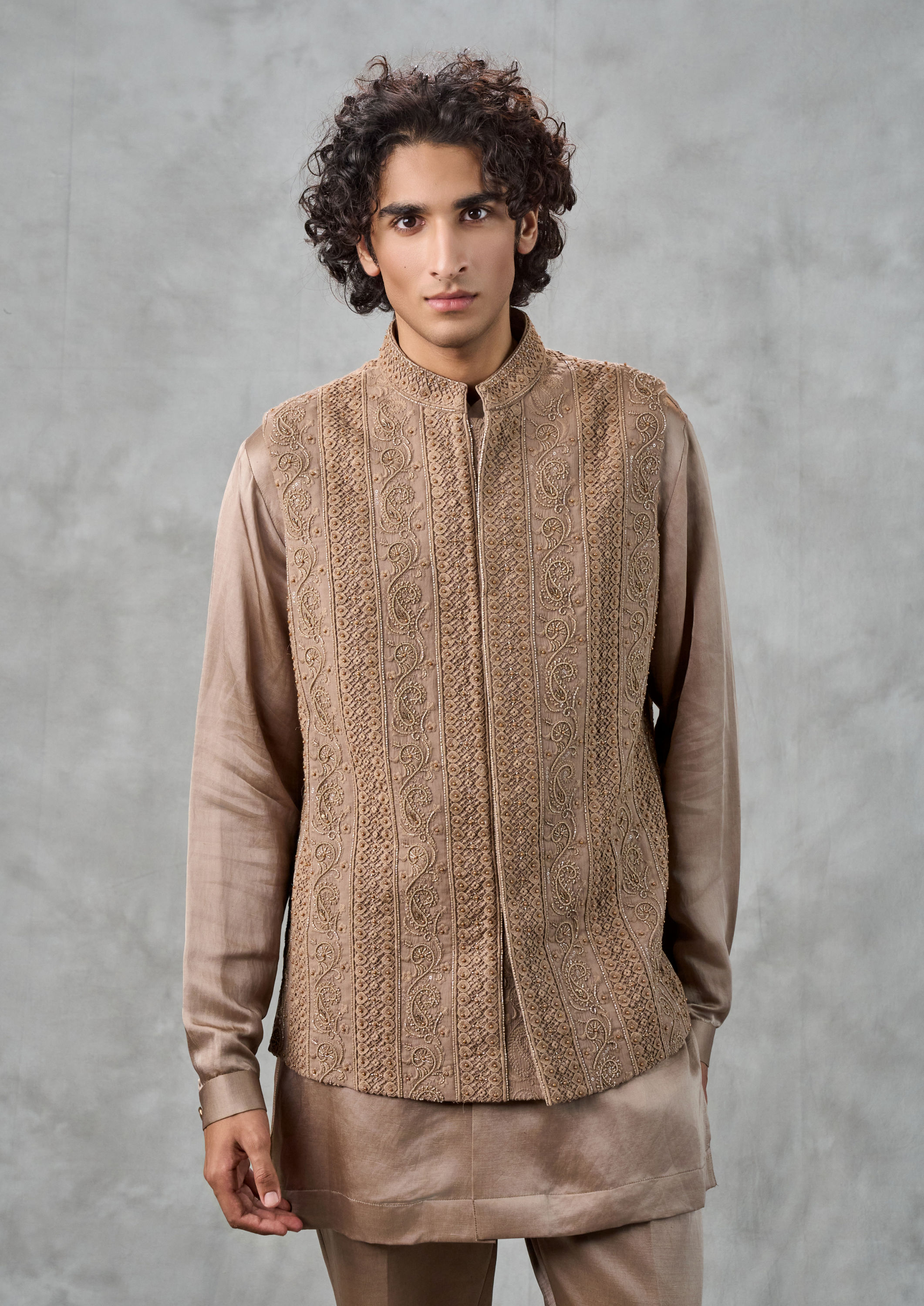 Twamev Men Twirl in Tradition Kurta Jacket Set