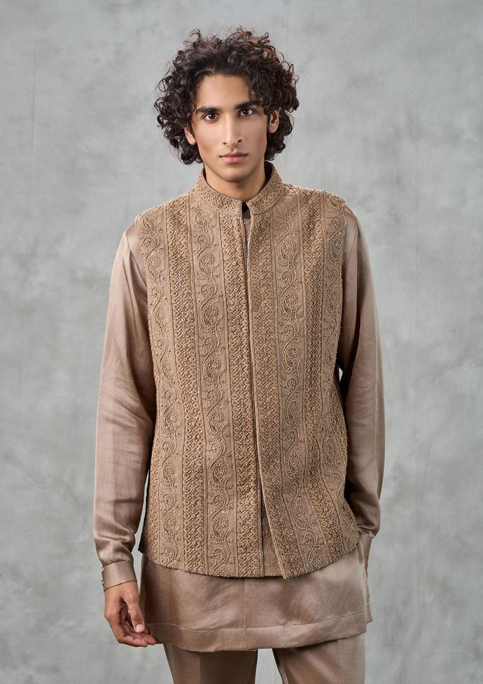 Twamev Men Twirl in Tradition Kurta Jacket Set