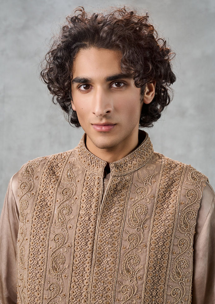 Twamev Men Twirl in Tradition Kurta Jacket Set