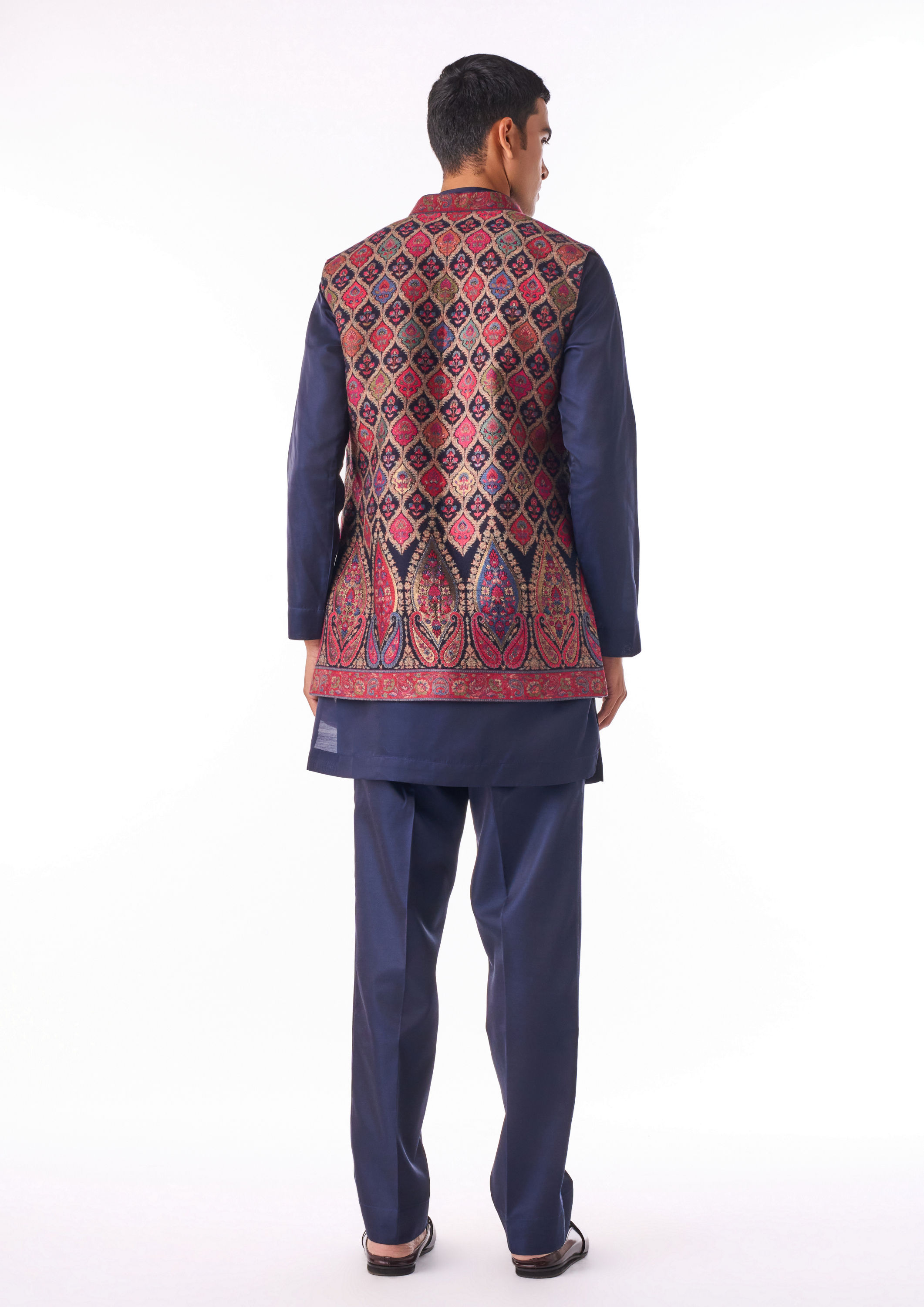 Twamev Men Blue-Maroon Woven Kurta Jacket Set
