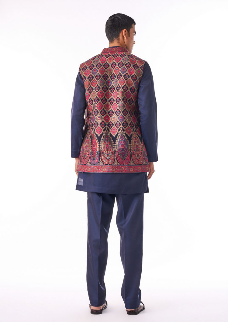 Twamev Men Blue-Maroon Woven Kurta Jacket Set