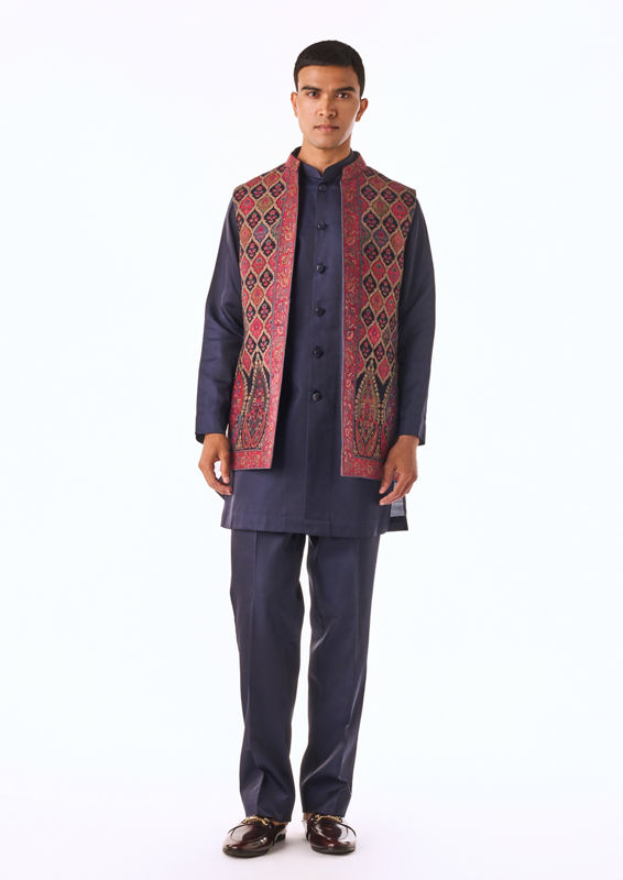Twamev Men Blue-Maroon Woven Kurta Jacket Set