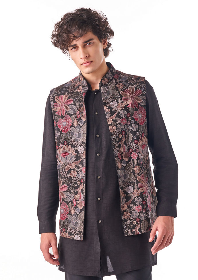 Twamev Men Black Floral Short Kurta Set