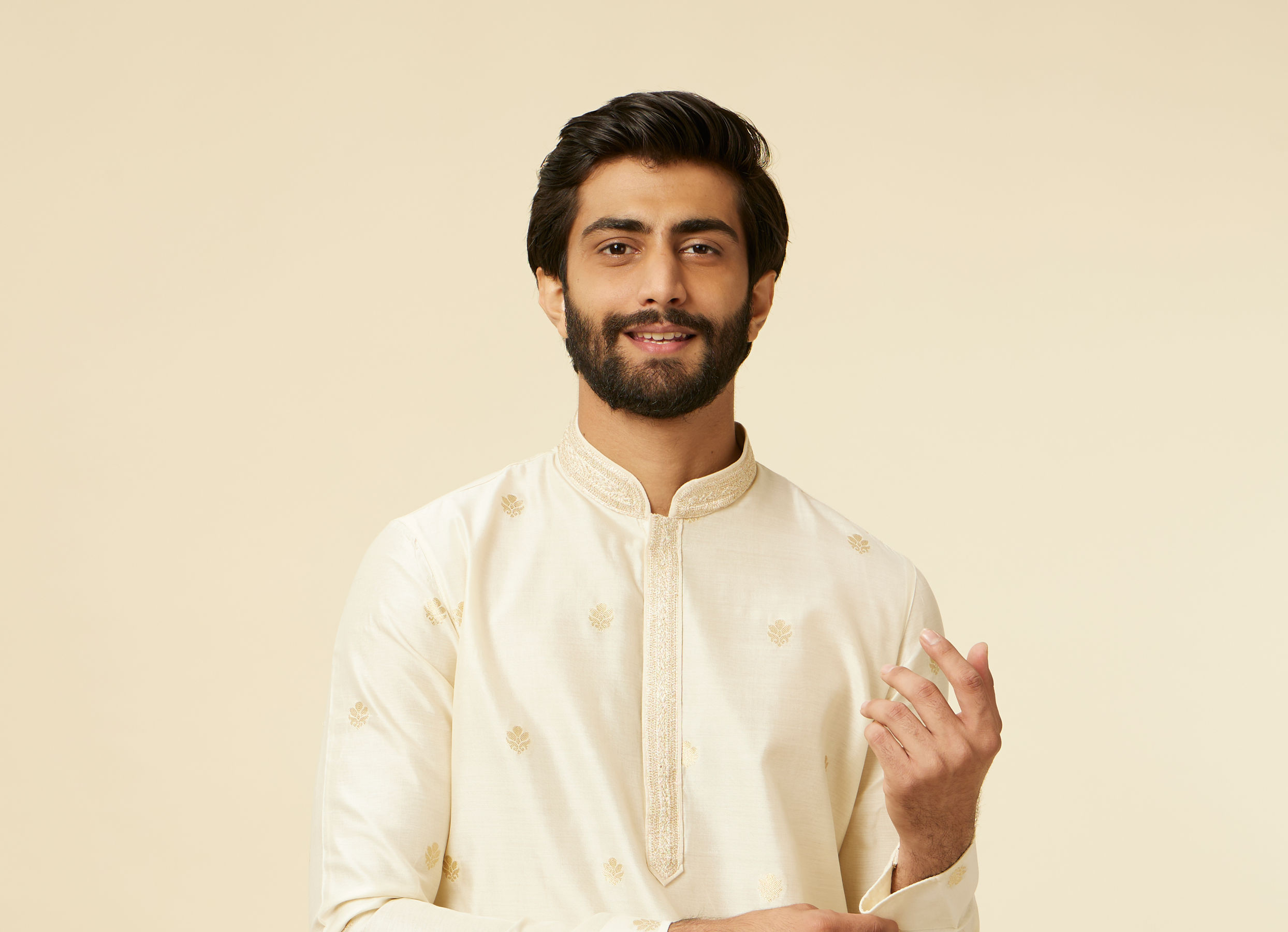 Twamev Men Cream Buta Motif Patterned Kurta Set