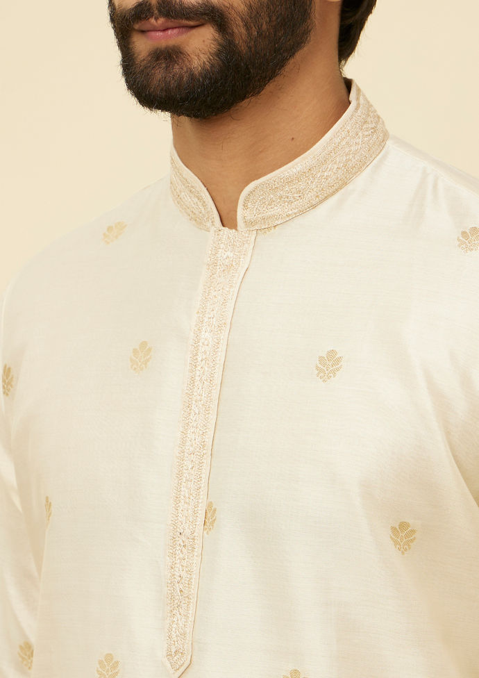 Twamev Men Ivory Silk Buta Motif Jacquard Kurta Set