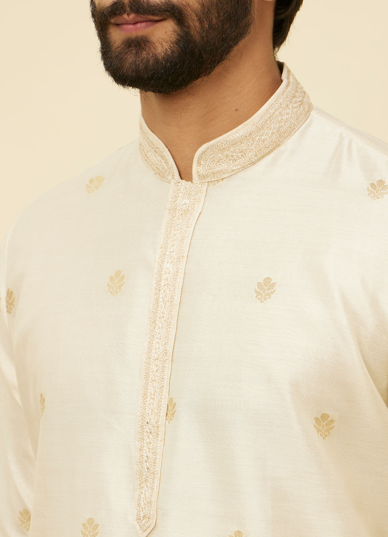 Twamev Men Cream Buta Motif Patterned Kurta Set