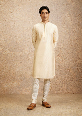 alt message - Twamev Men Cream Floral Medallion Patterned Kurta Set image number 2