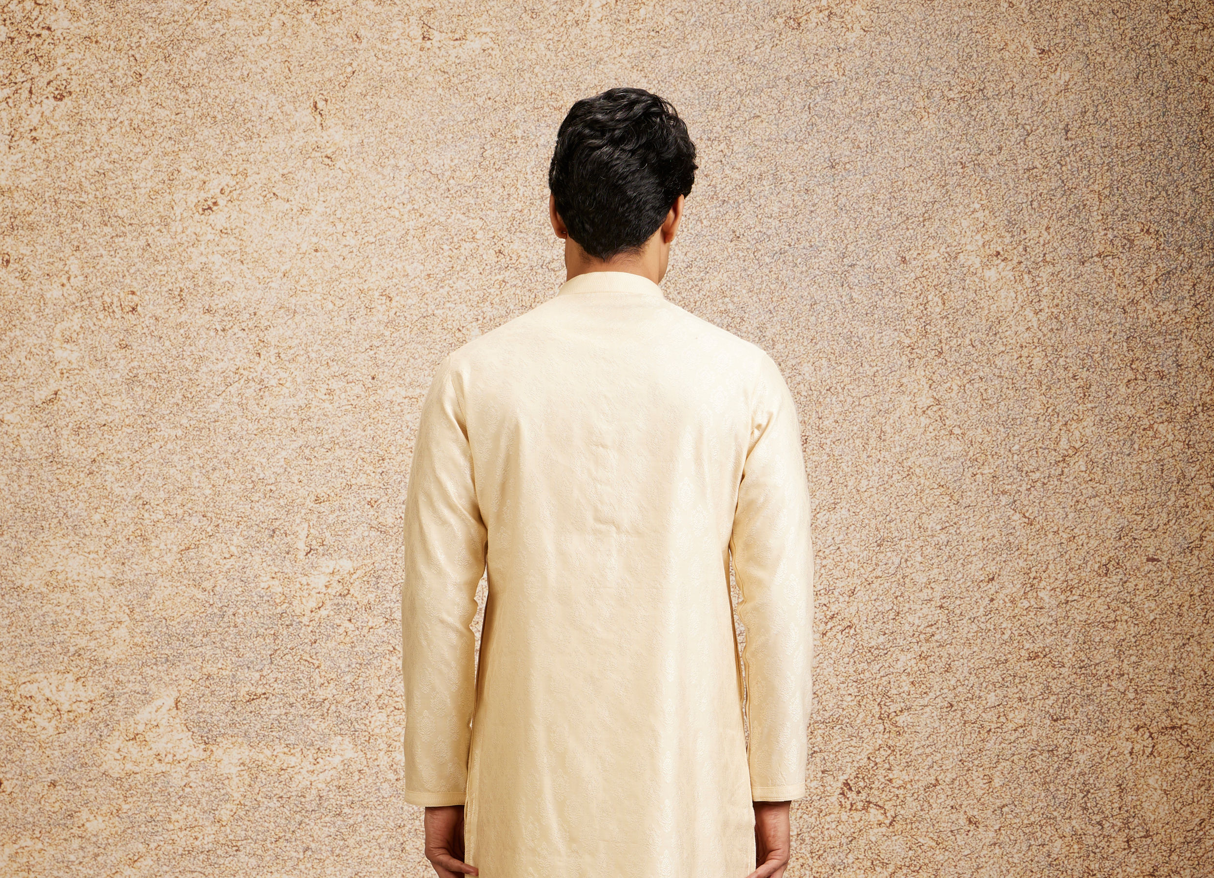 Twamev Men Cream Floral Medallion Patterned Kurta Set