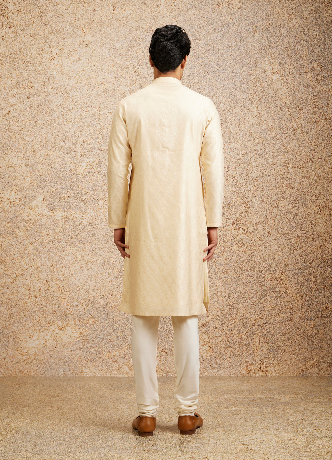 Twamev Men Cream Floral Medallion Patterned Kurta Set