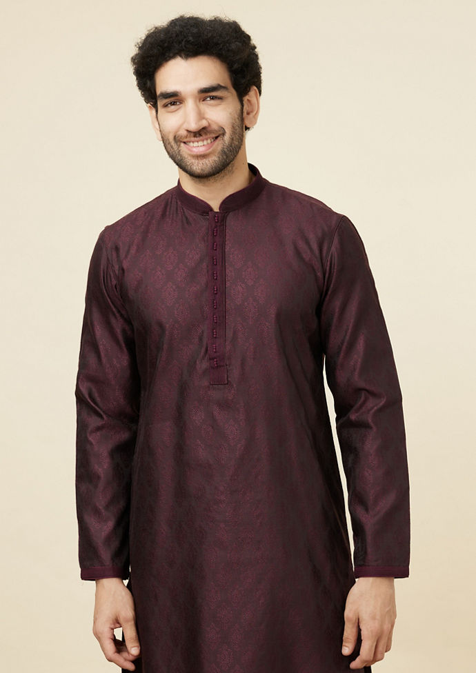 alt message - Twamev Men Wine Jacquard Kurta Set image number 0