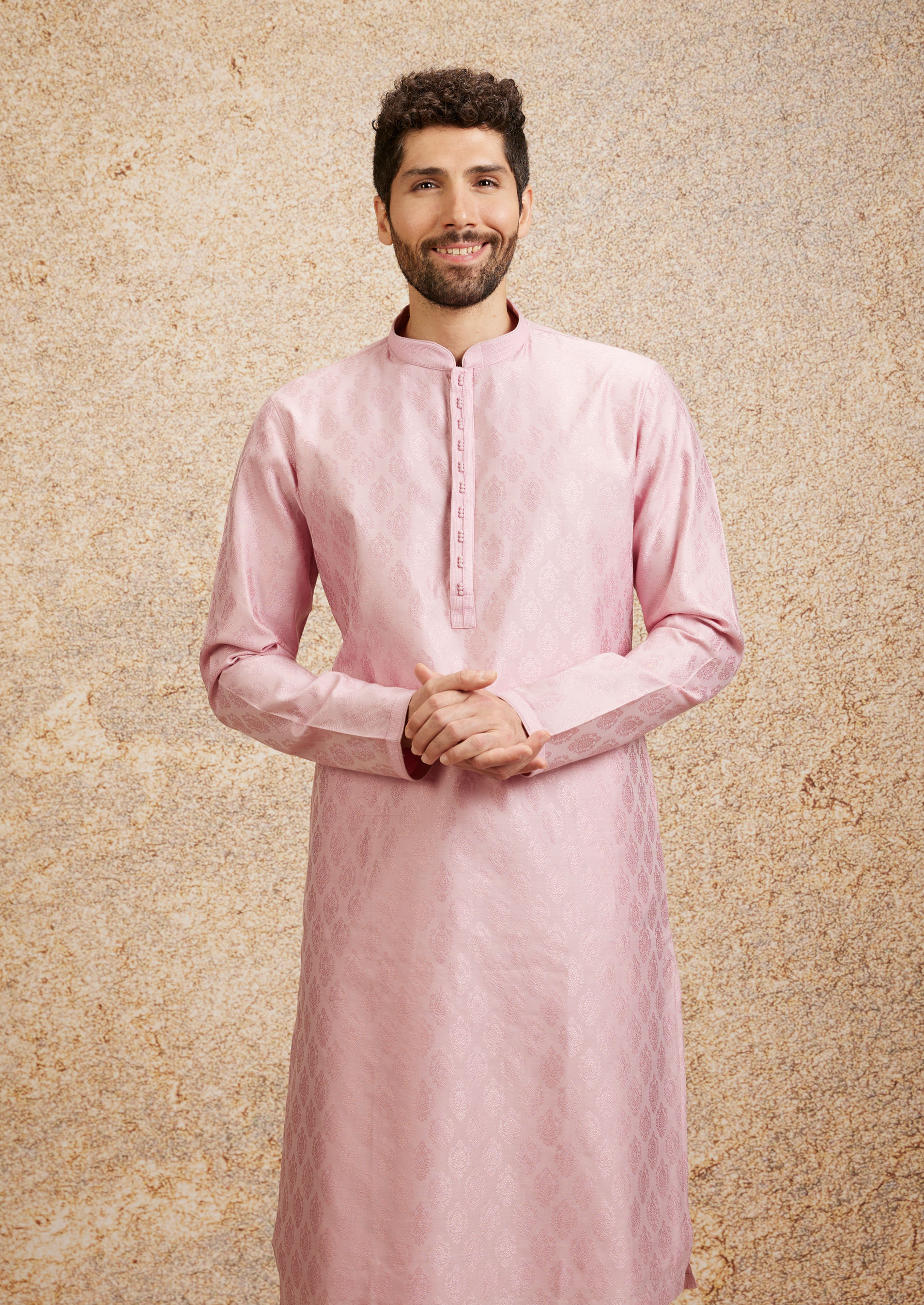 alt message - Twamev Men Lavender Pink Self Patterned Kurta Set image number 0