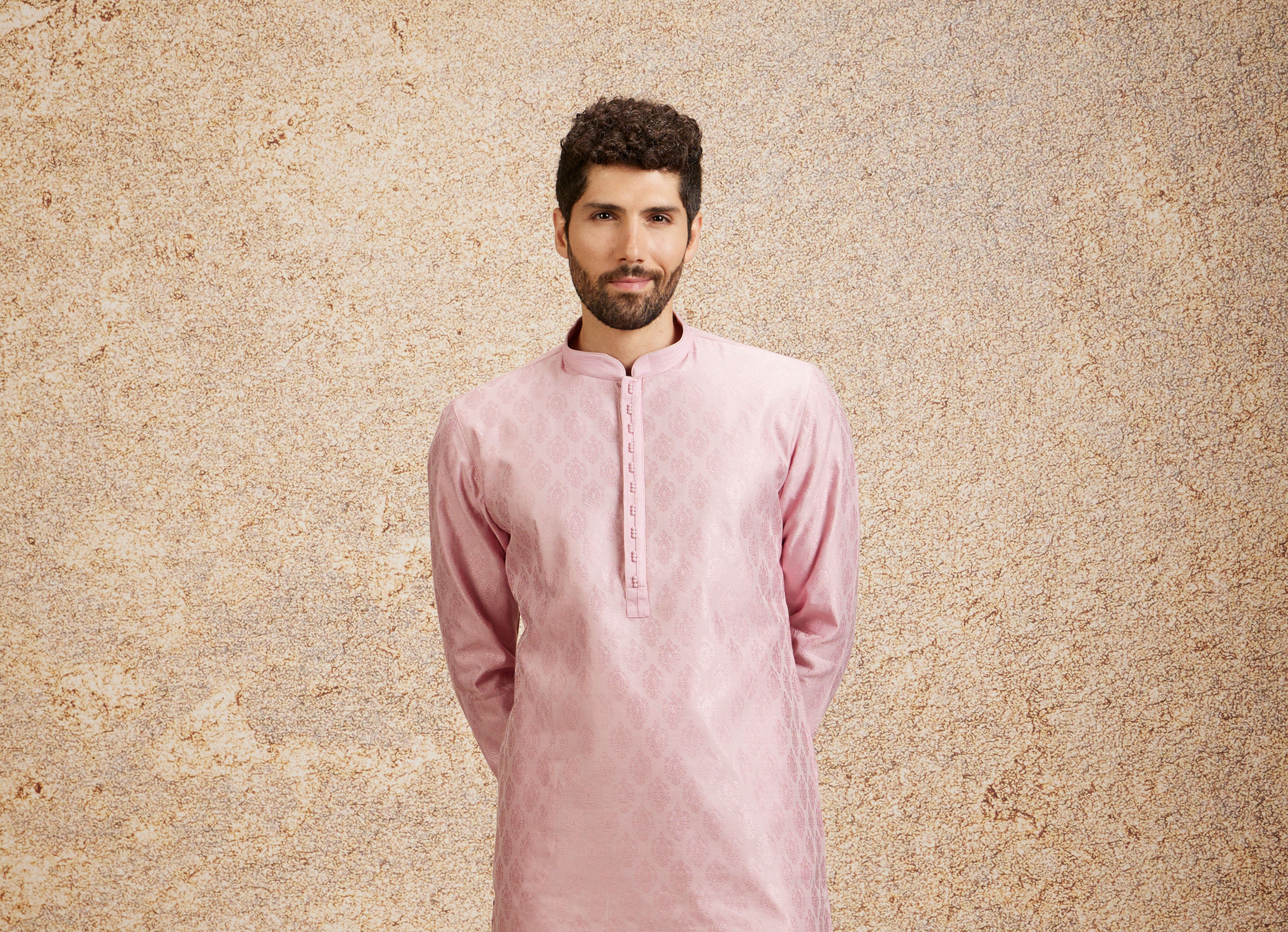 Twamev Men Lavender Pink Self Patterned Kurta Set