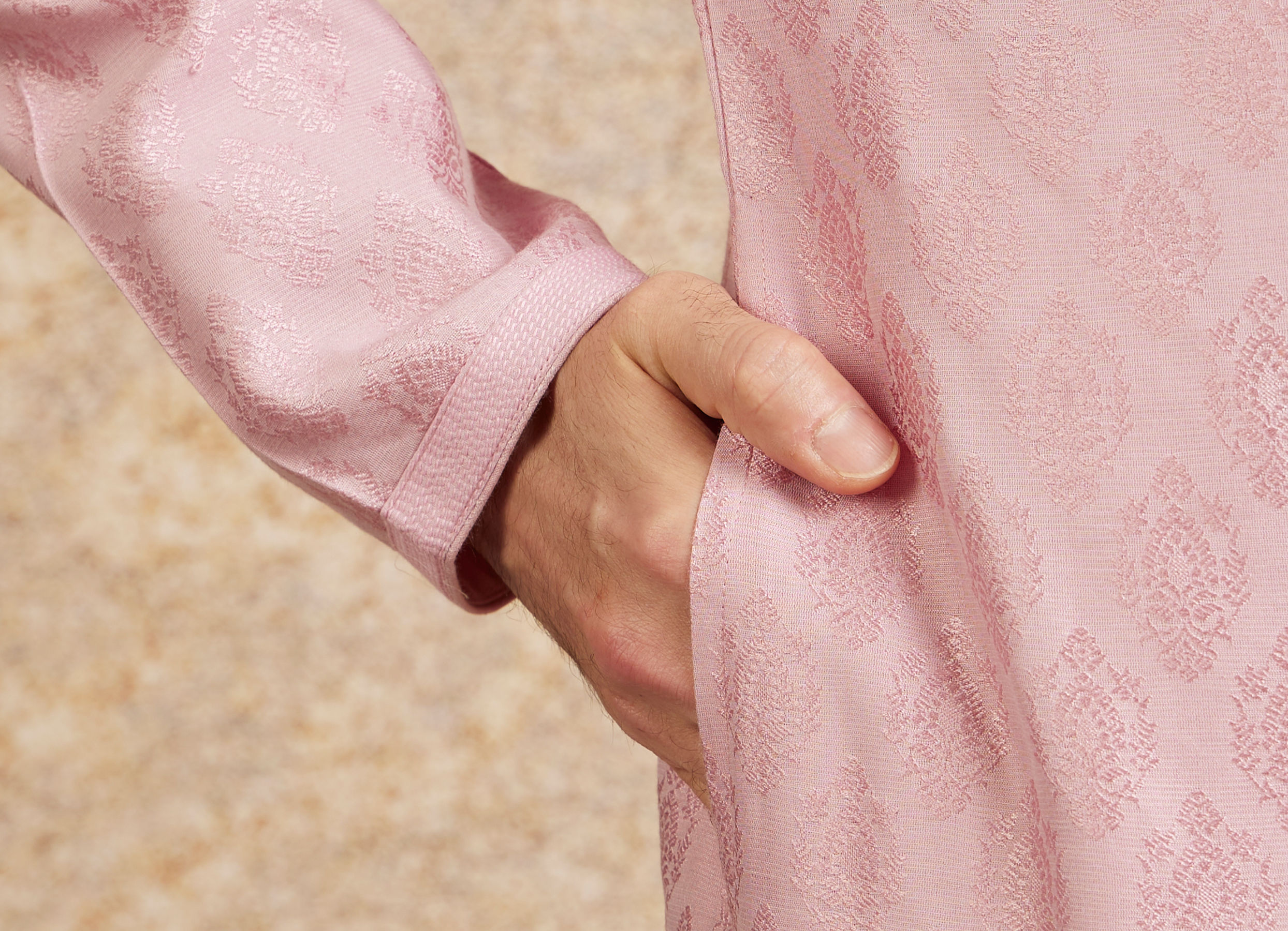 Twamev Men Lavender Pink Self Patterned Kurta Set