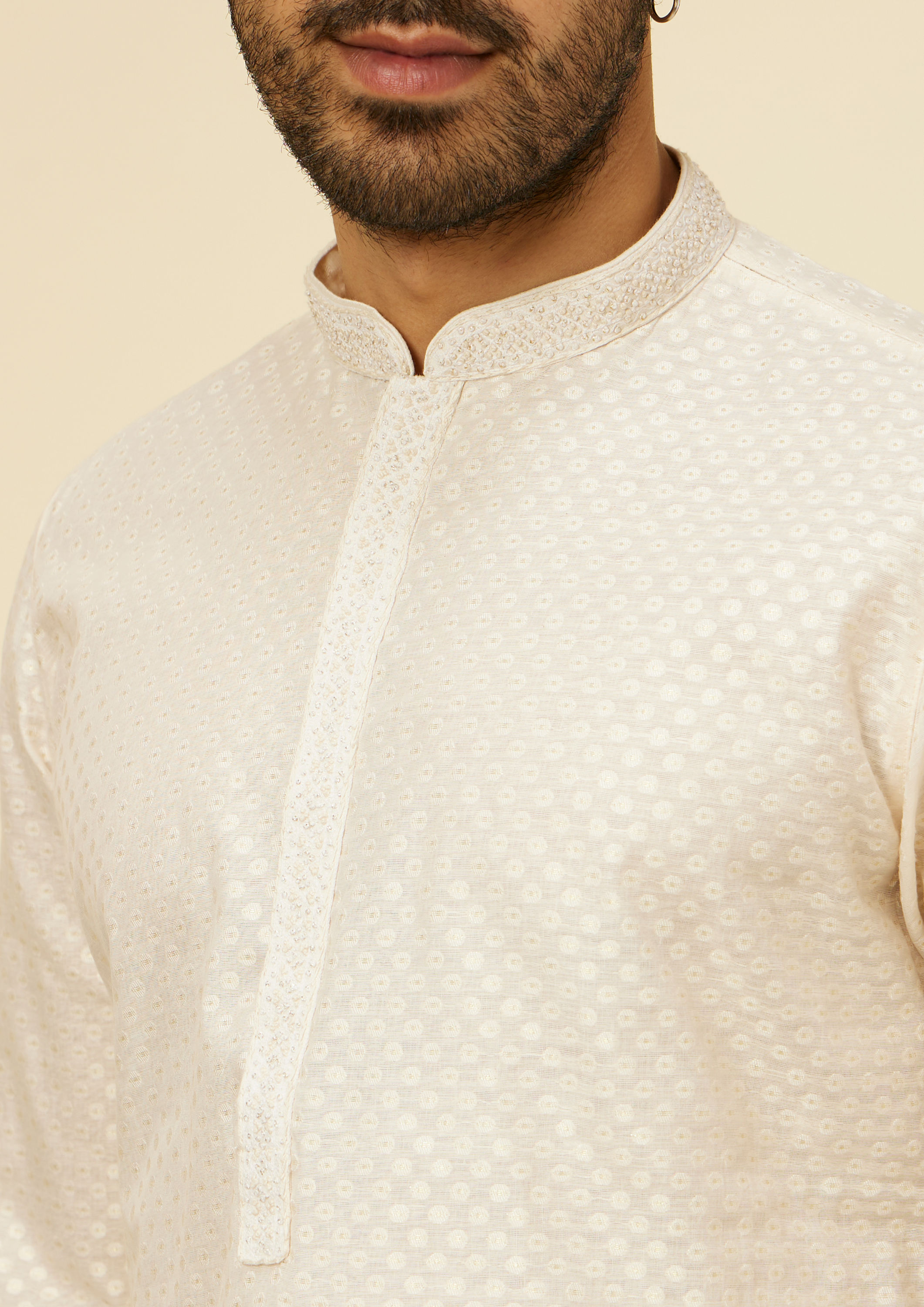 Twamev Men Beige Self Dotted Patterned Kurta Set