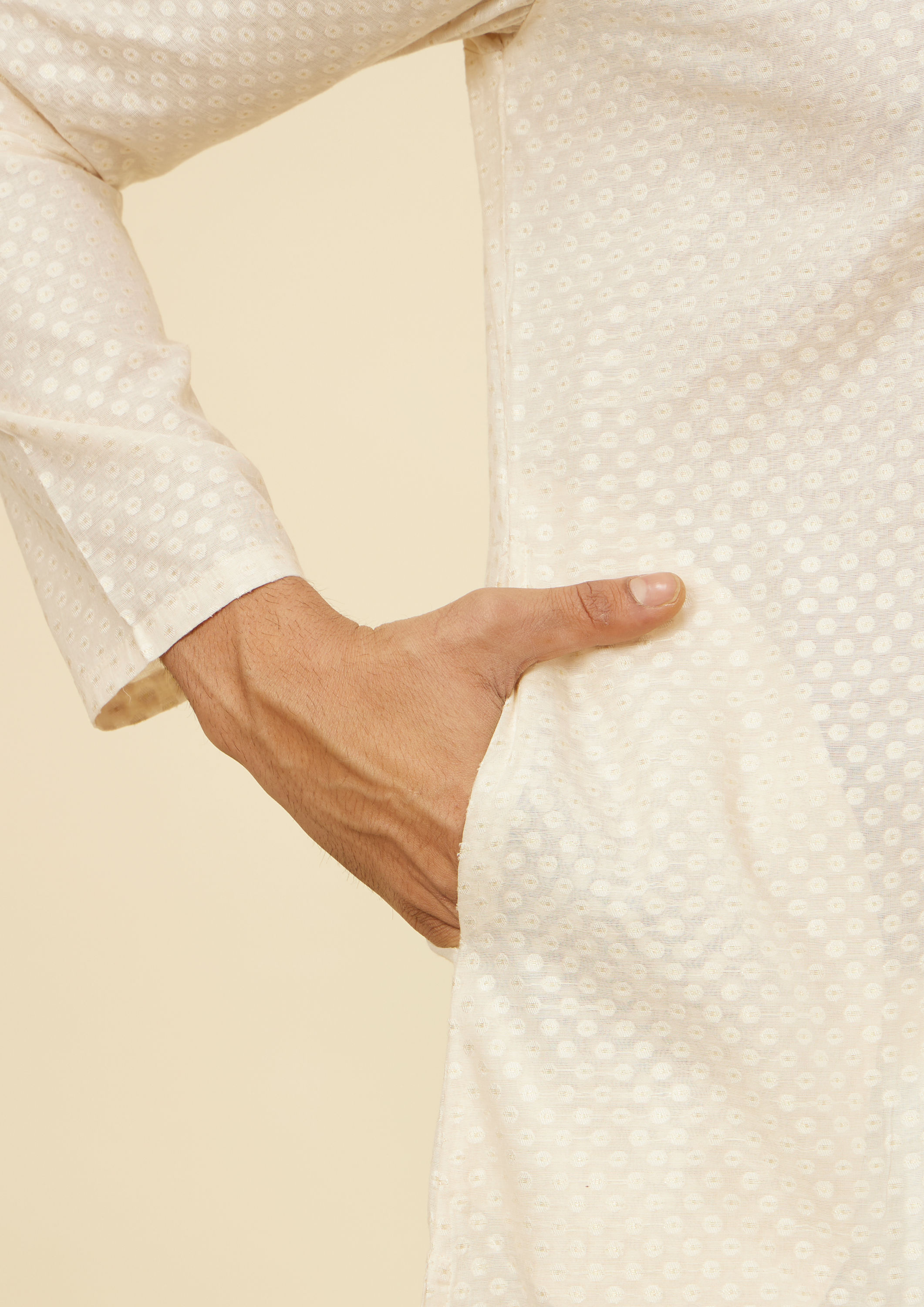 Twamev Men Beige Self Dotted Patterned Kurta Set
