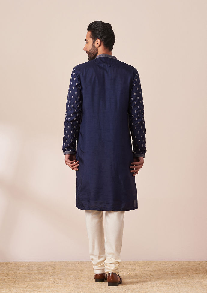 Twamev Men Blue Self Motif Kurta Set