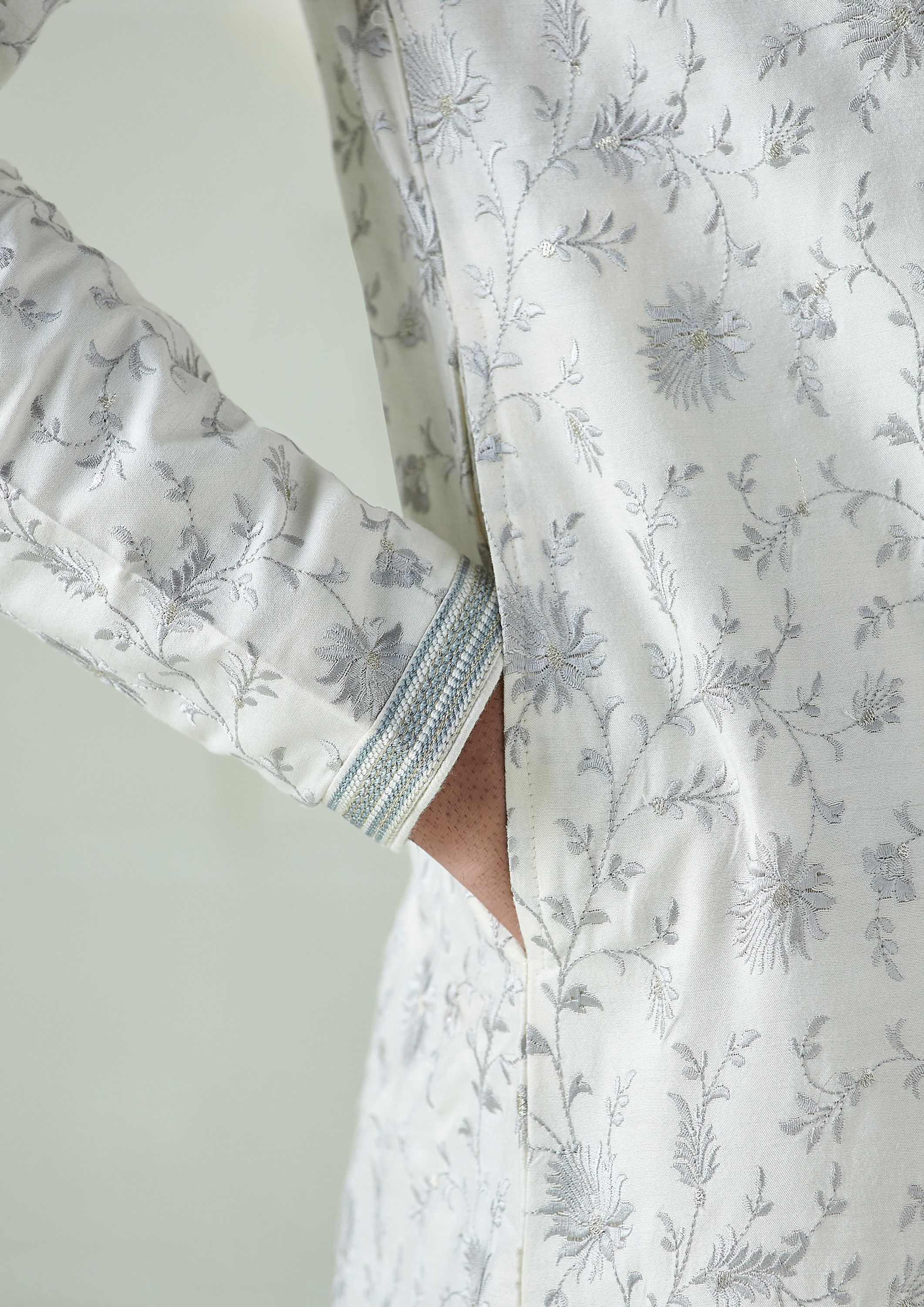 Twamev Men Off white and Silver grey Floral Design Kurta Set