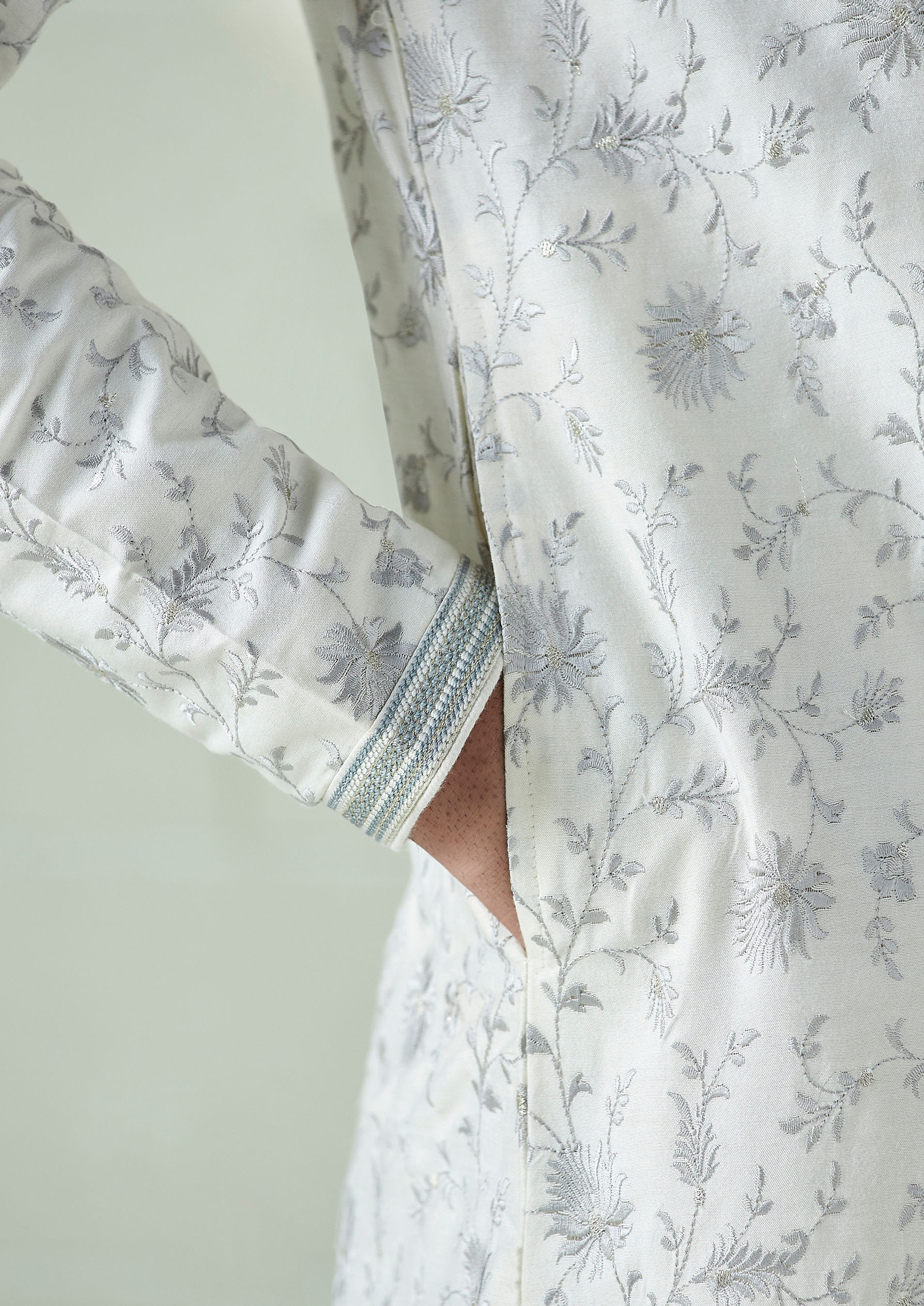 Twamev Men Off white and Silver grey Floral Design Kurta Set