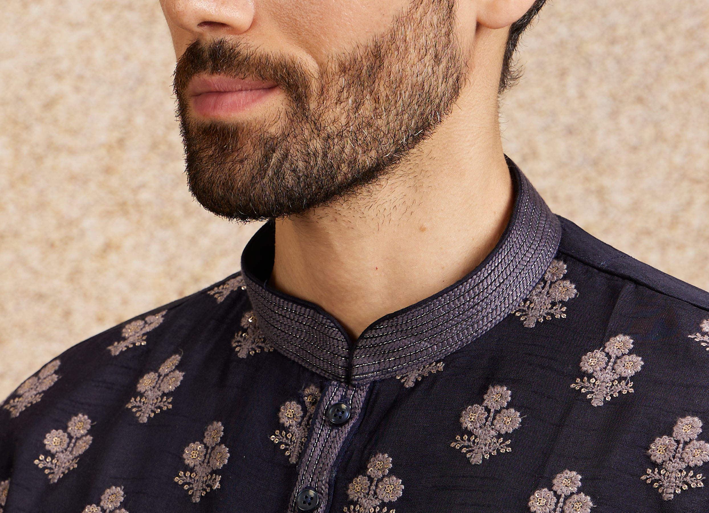 Twamev Men Navy Blue Floral Motif Kurta Set