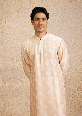 alt message - Twamev Men Twirl in Peach Elegant Kurta Pajama image number 0