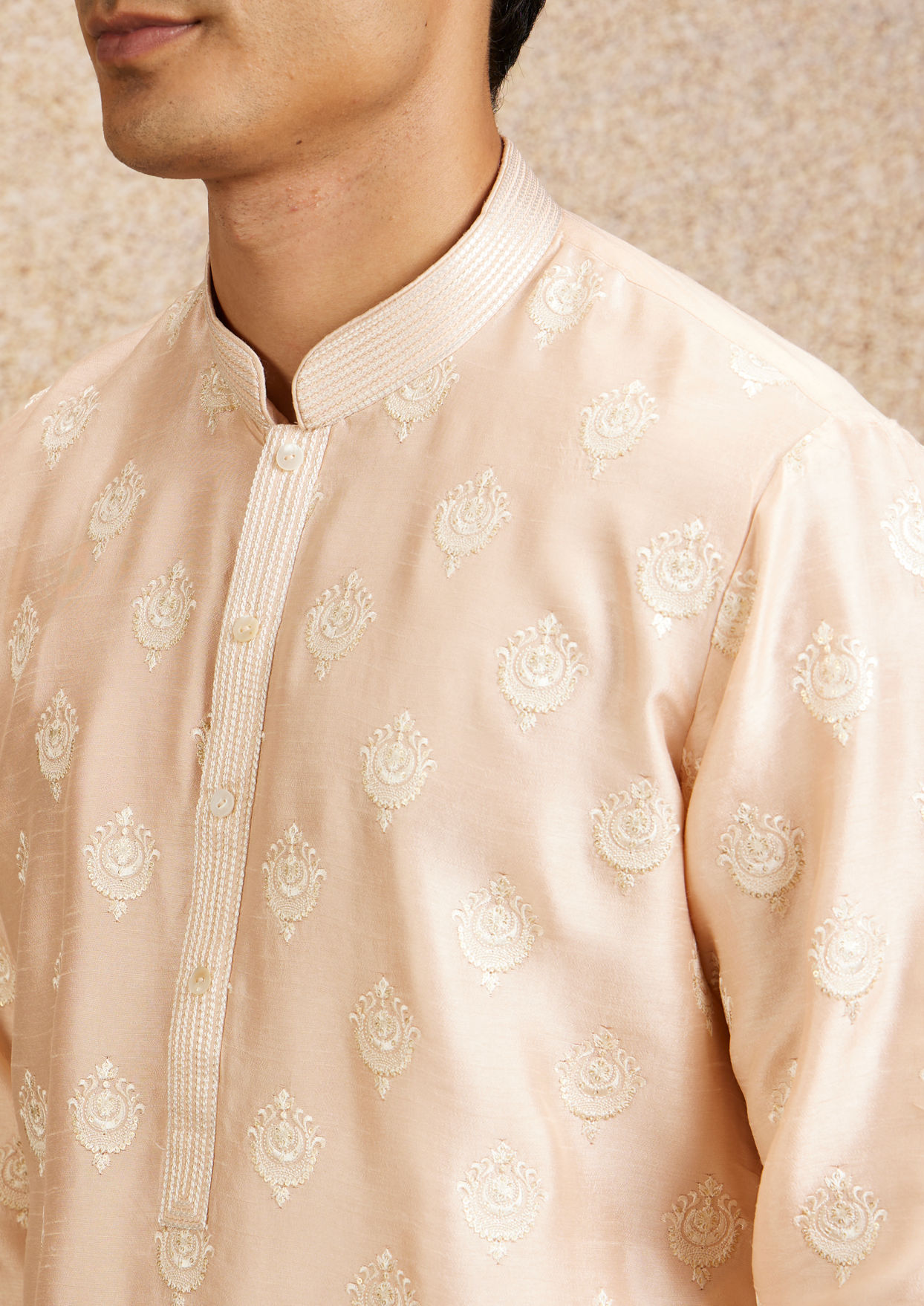 alt message - Twamev Men Twirl in Peach Elegant Kurta Pajama image number 1