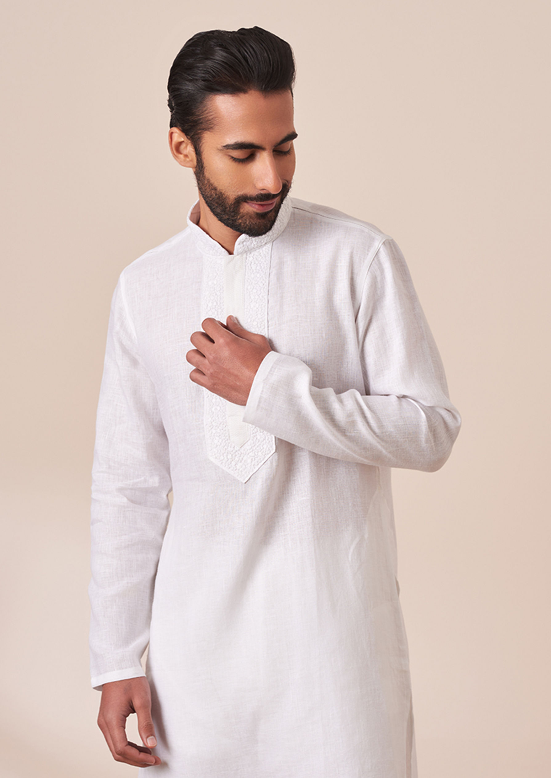Twamev Men Sea Shell White Kurta Pajama with Kashmiri Neck