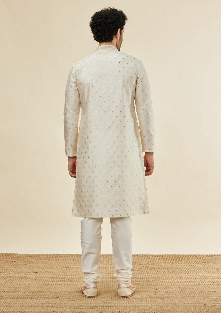 Twamev Men Cream Essence Kurta Set image number 4