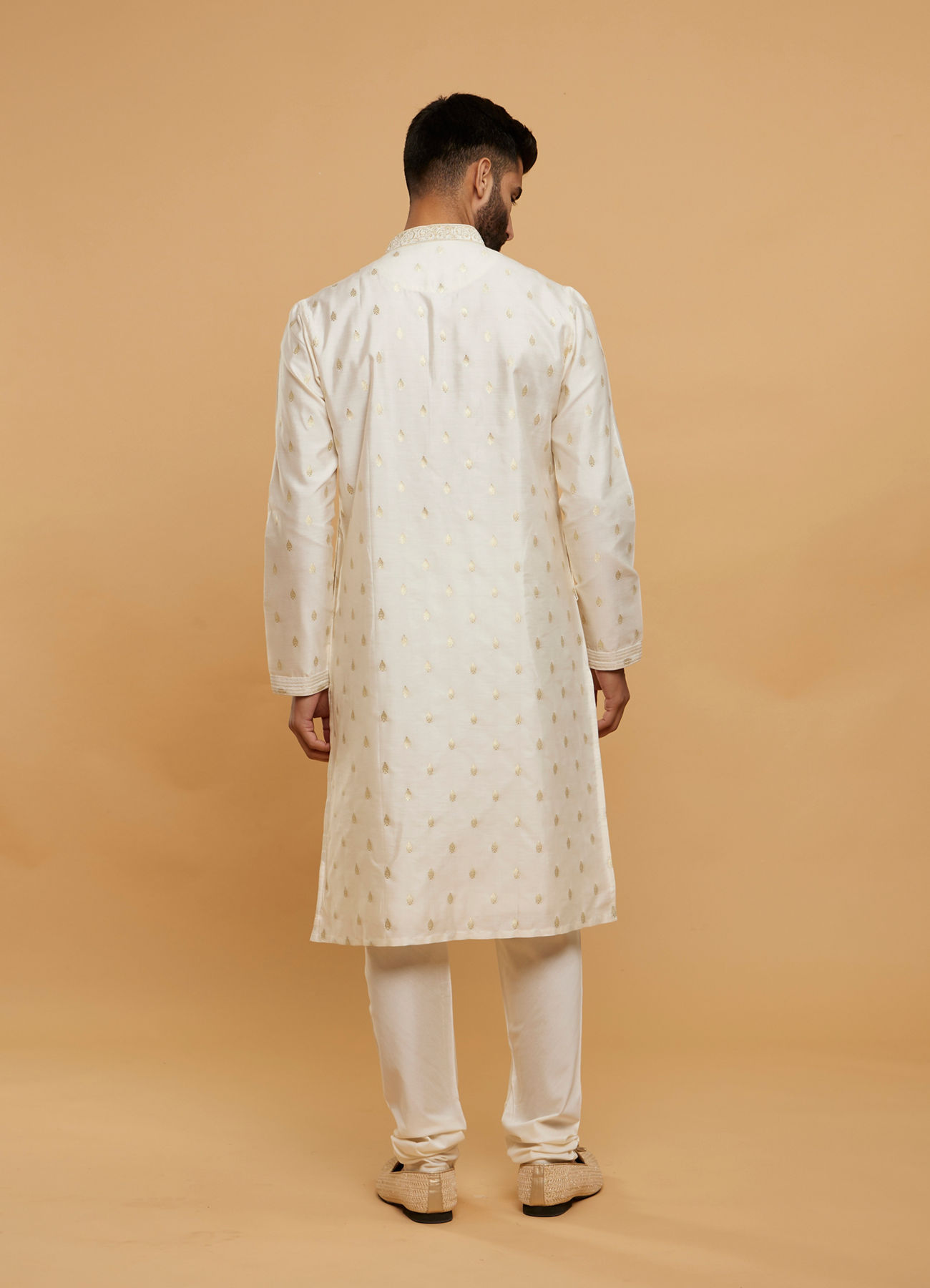 Twamev Men Resplendent Cream Kurta Pajama
