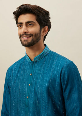 alt message - Twamev Men Brilliant Blue Geometric Patterned Kurta Set image number 1