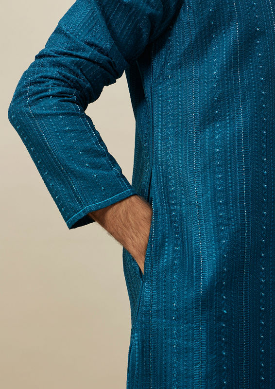 Twamev Men Brilliant Blue Geometric Patterned Kurta Set